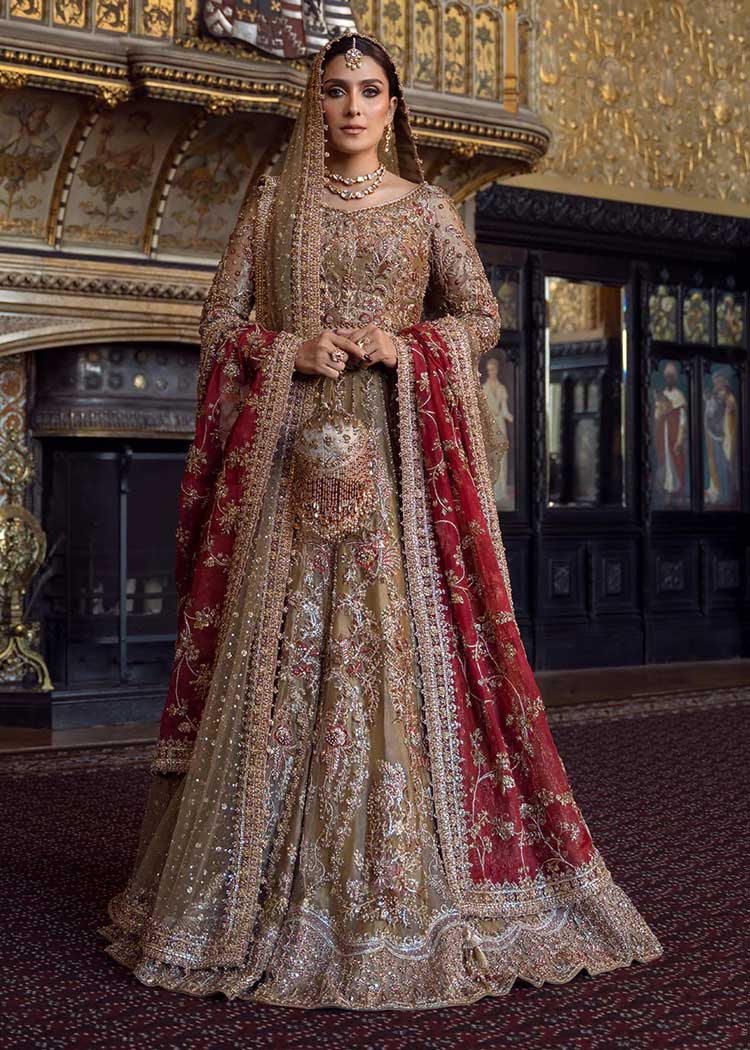 Ayeza khan in lehenga choli bridal and dupatta with additional shawl Dubai Qatar UK USA