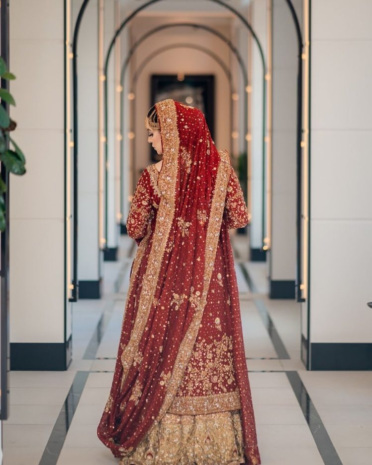 Traditional Pakistani Red Bridal Dress for Nikah Barat - Image 2